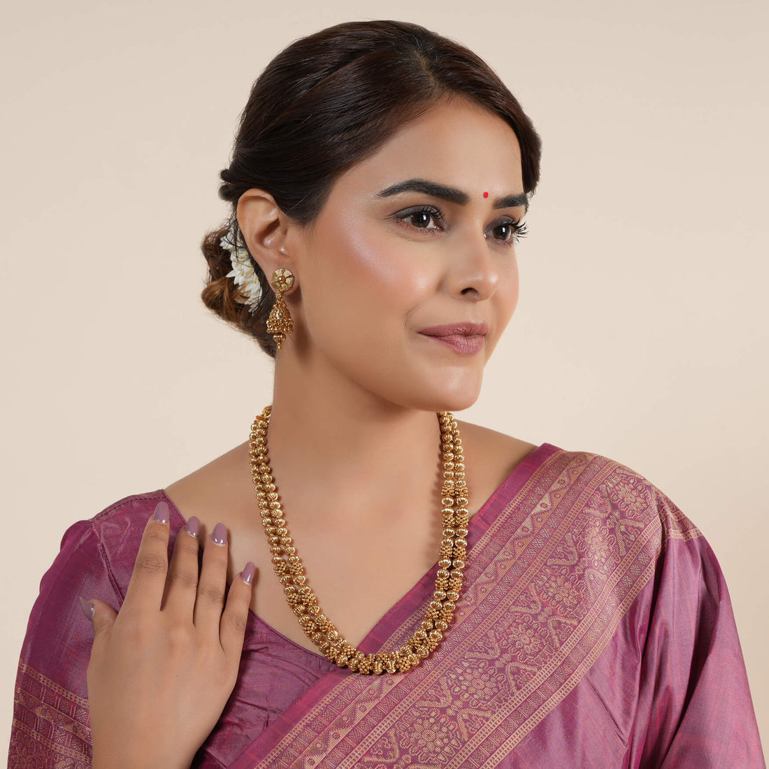 GOLD PLATED NECKLACE