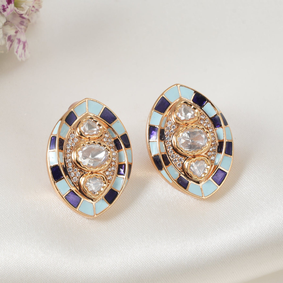 Stunning kundan enamel studs