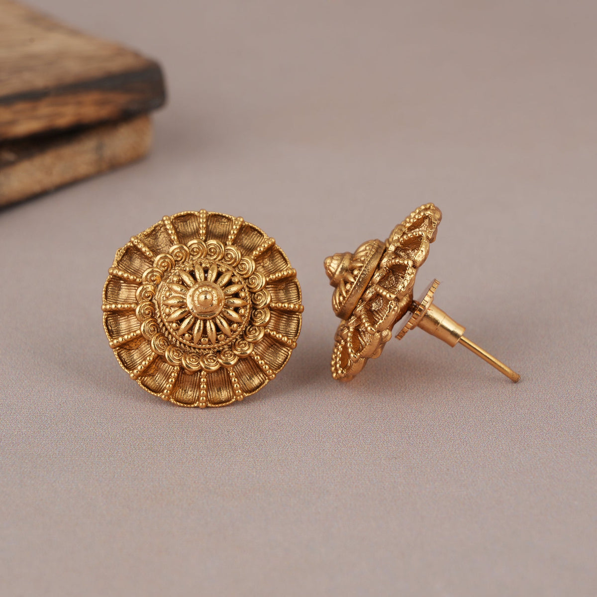 Round antique gold floral stud earring
