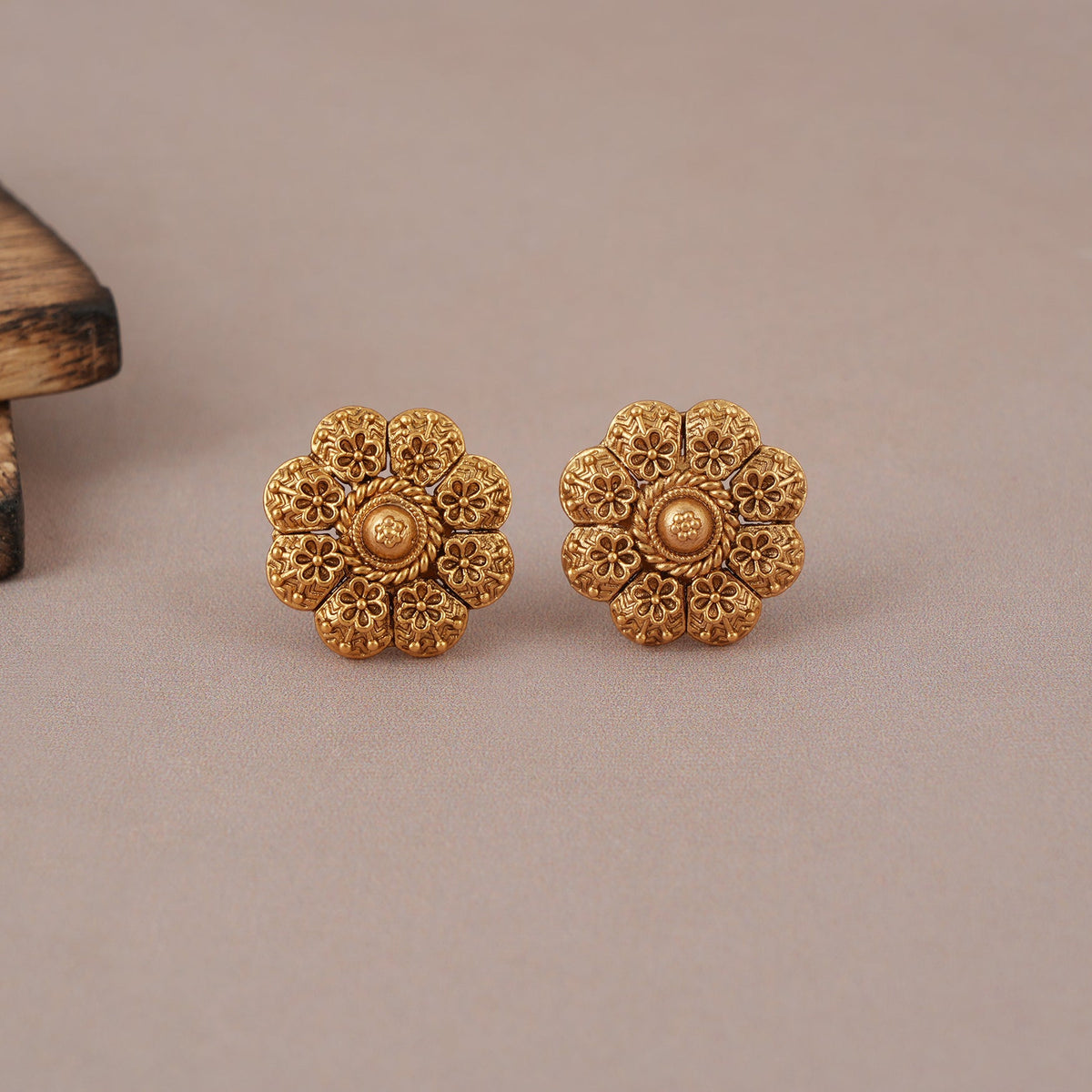 Cute floral antique gold stud