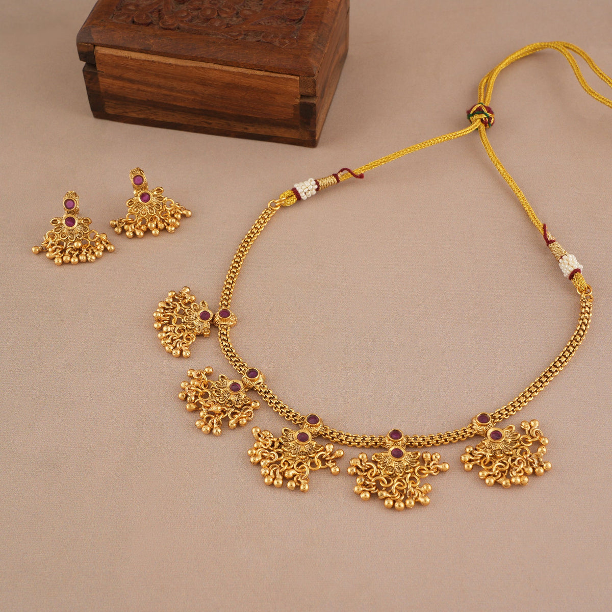 Cute antique gold plated ruby floral necklace set