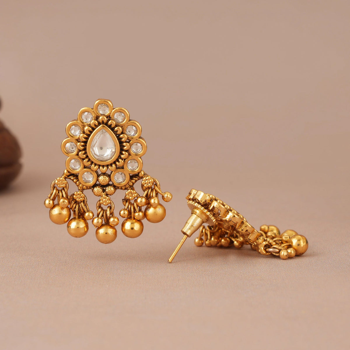 Stunning antique gold kundan gold ball earring