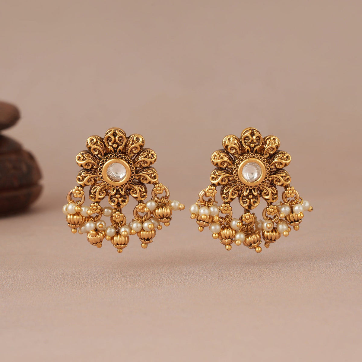 Floral antique gold pearl drop kundan earring
