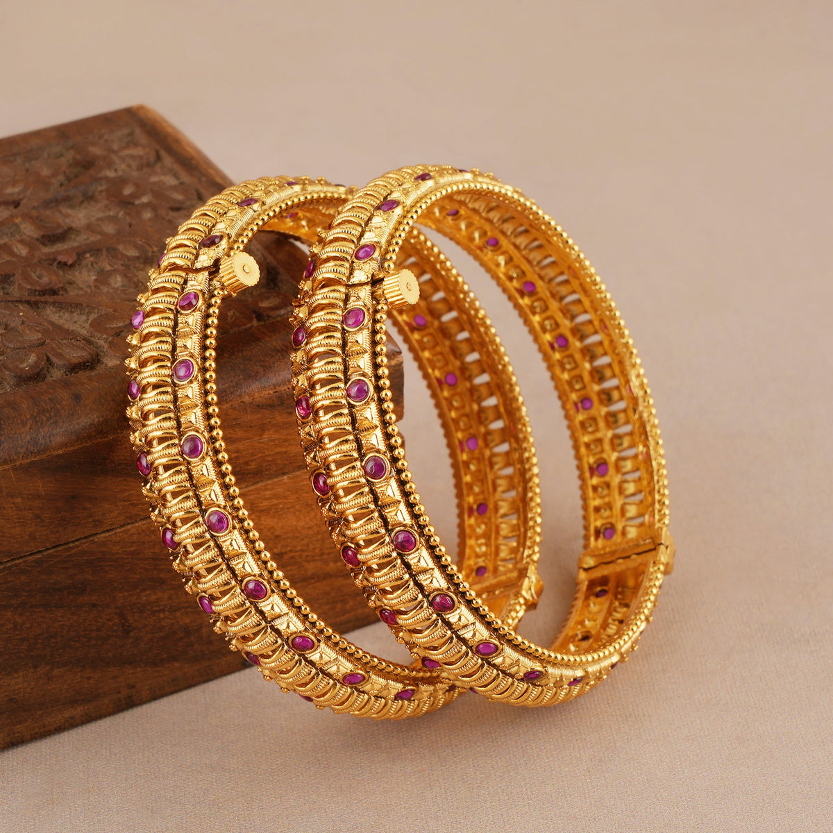 Beautiful openable ruby stone antique gold bangle set
