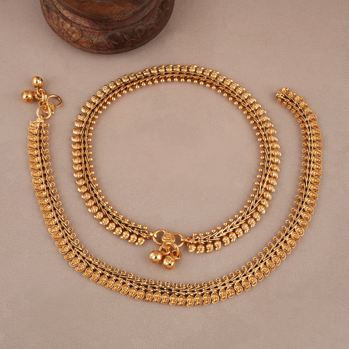 Cute delicate plain antique gold anklet