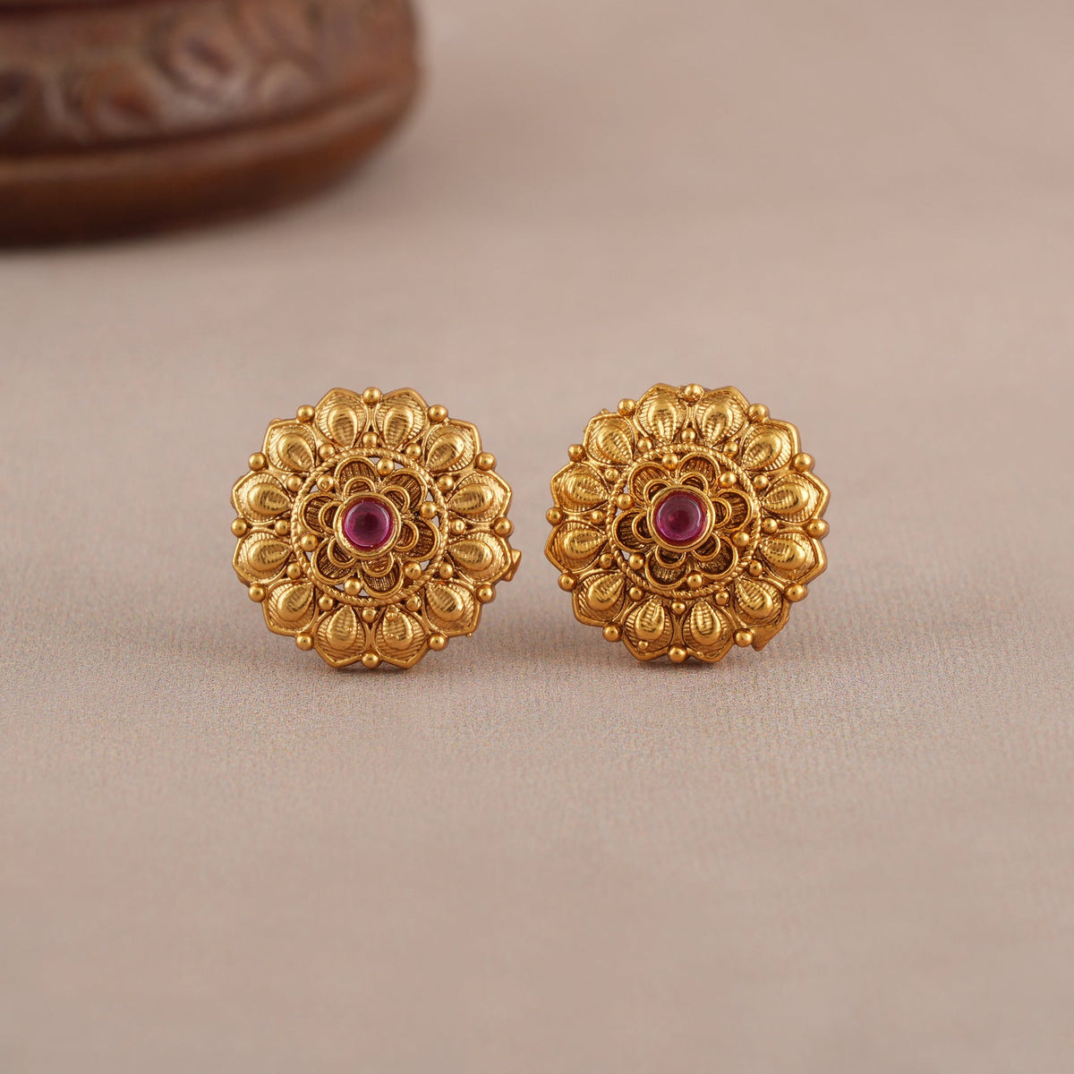 Beautiful stone stud gold plated earring