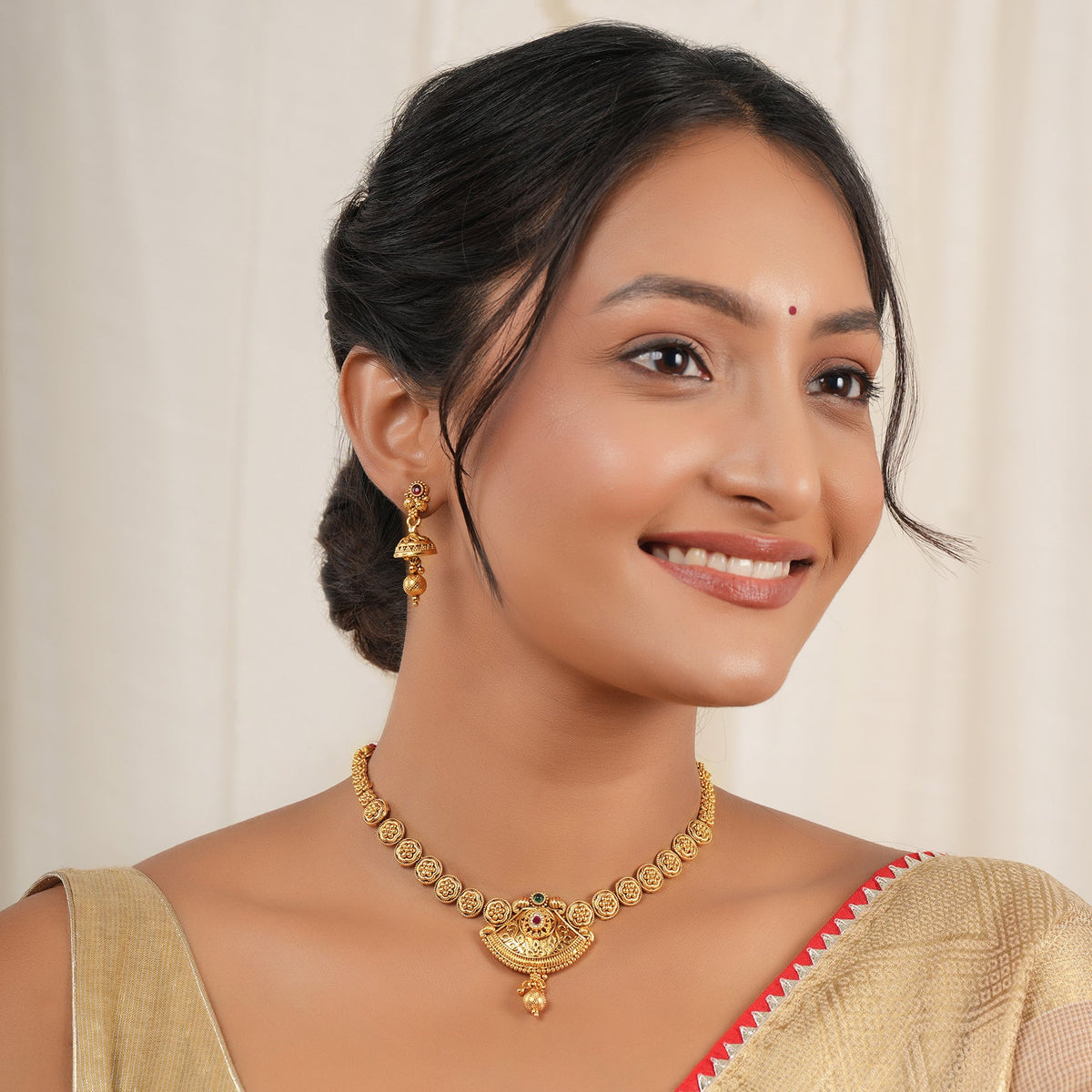 Beautiful antique gold stone necklace with earring