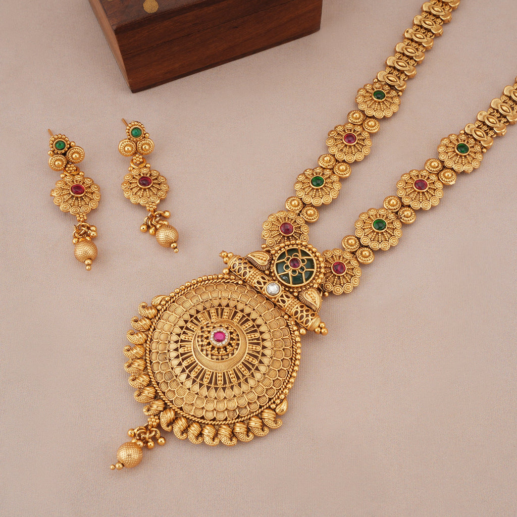 Stunning antique gold rajrani mandala necklace set