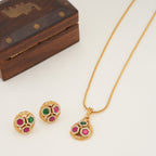 Stunning multicolor stone pendant set