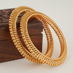 Beautiful plain gold pacheli bangle set